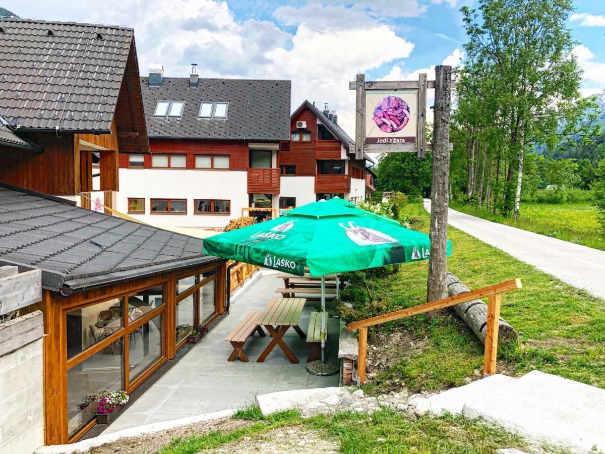 Apartment And Rooms Maraton Kranjska Gora Eksteriør billede