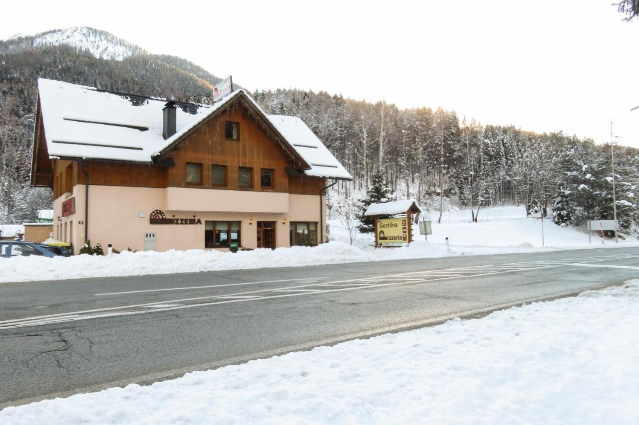 Apartment And Rooms Maraton Kranjska Gora Eksteriør billede