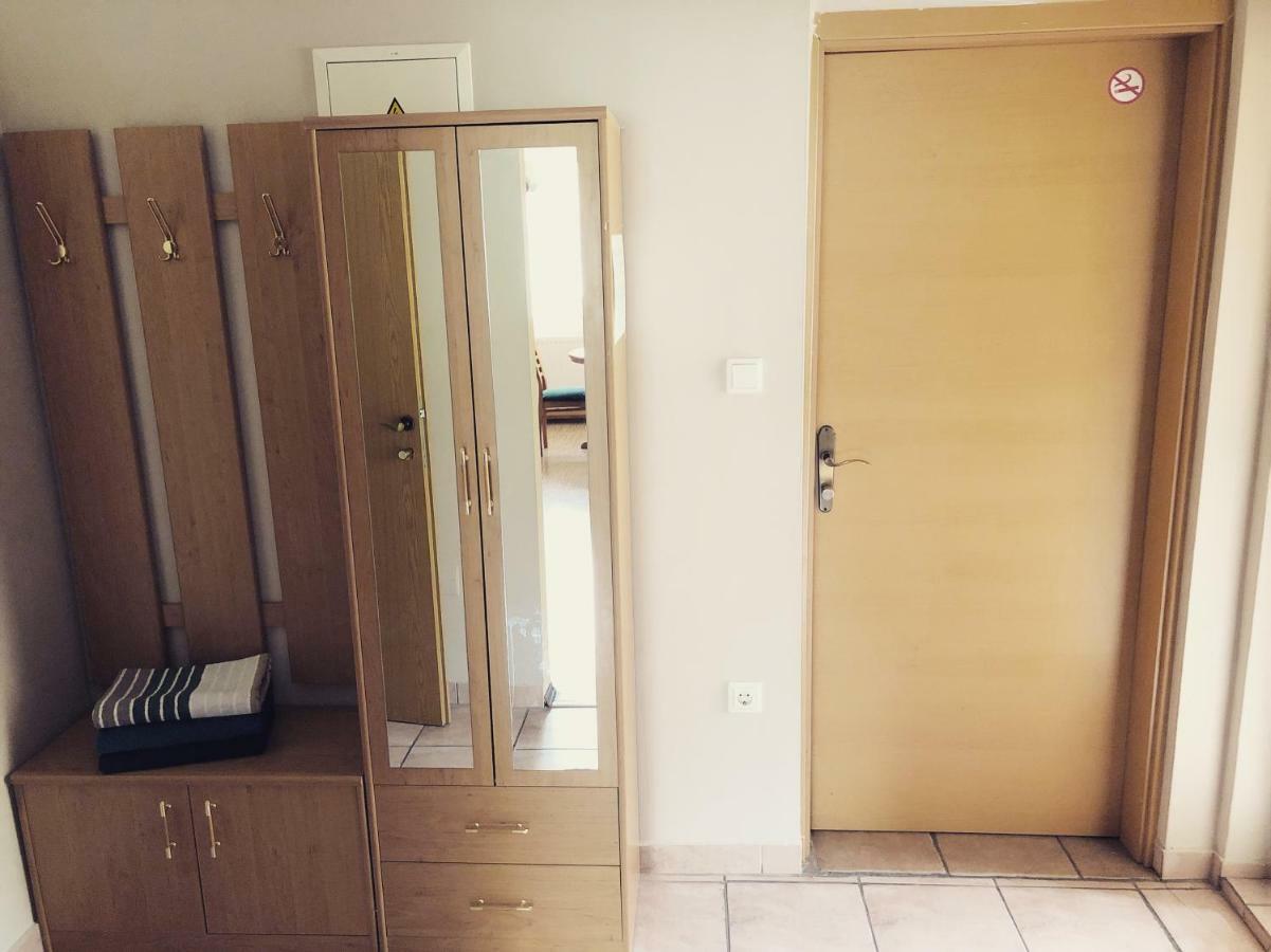 Apartment And Rooms Maraton Kranjska Gora Eksteriør billede